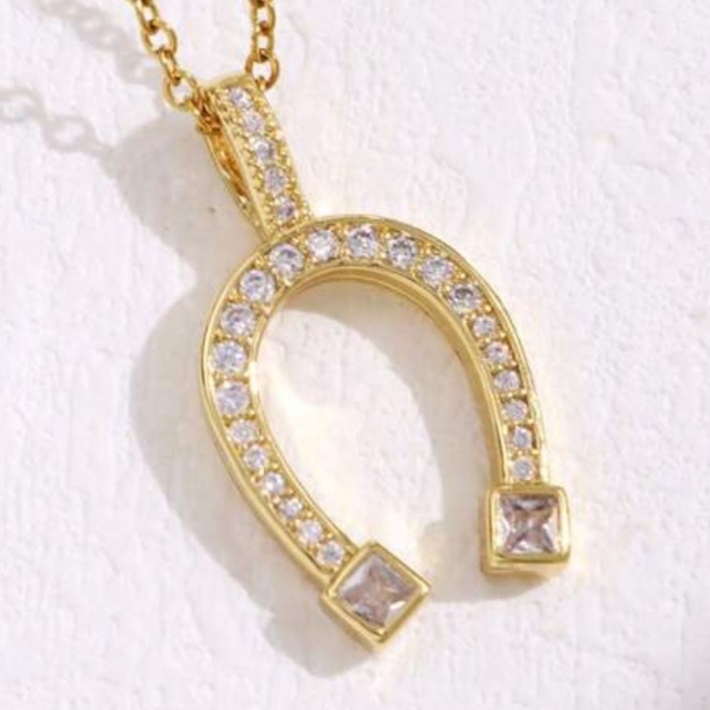Cubic Zirconia Gold Horseshoe Necklace